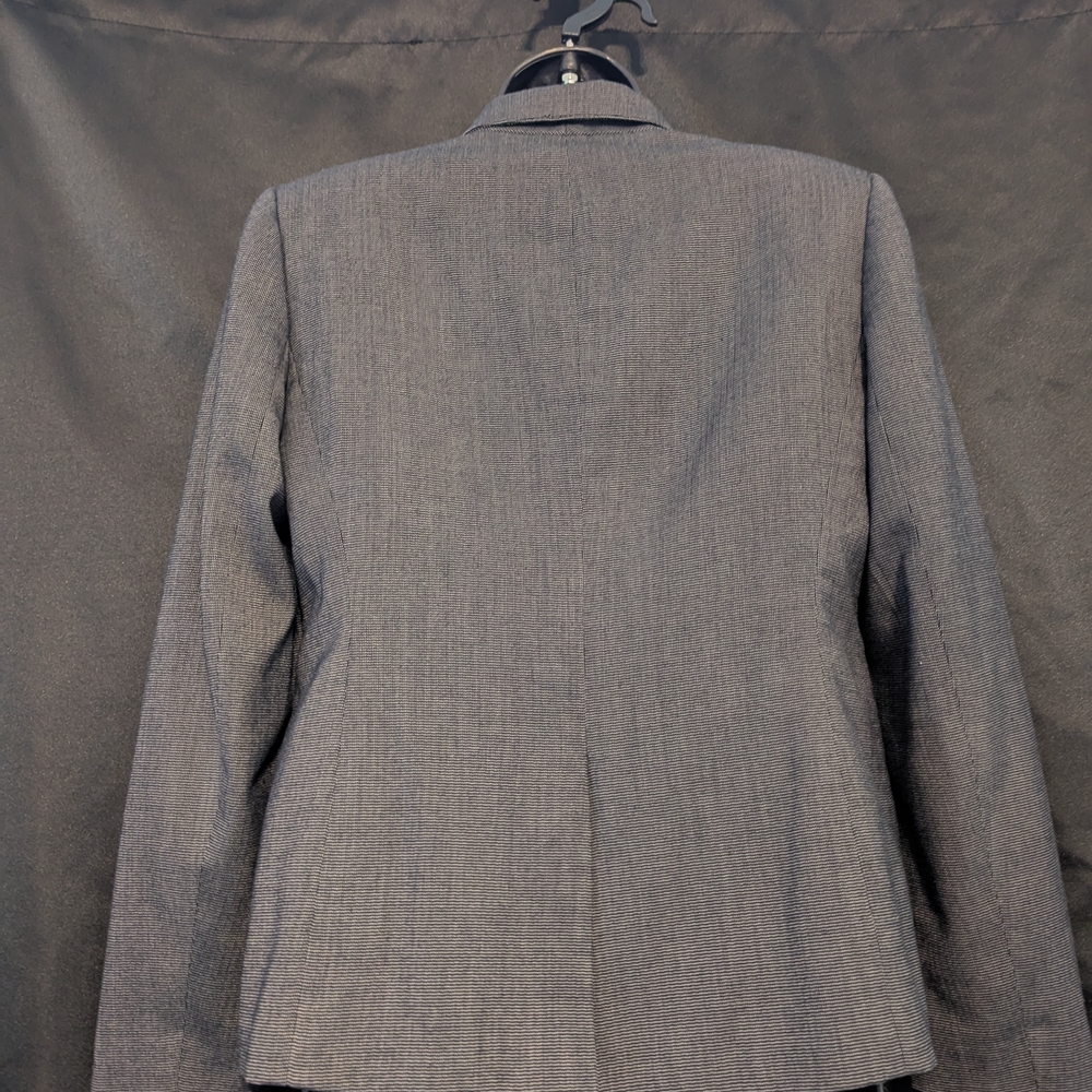 Anne Klein Gray Blazer with Structured Shoulders - Picture 4 of 5